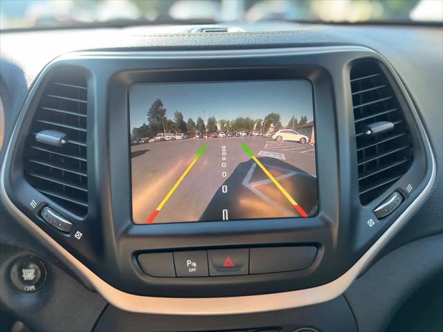 2017 Jeep Cherokee Limited FWD