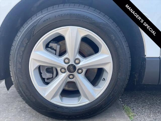 2023 Ford Edge SE