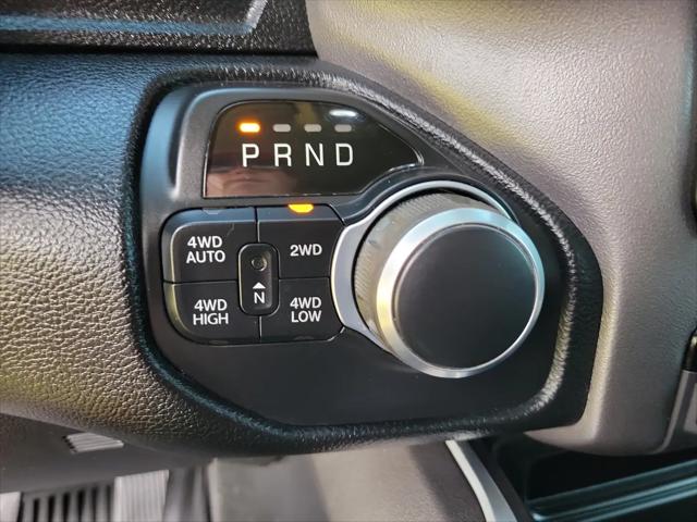 2020 Ram 1500 Big Horn Crew Cab 4x4 6'4" Box