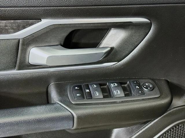 2023 Ram 1500 Big Horn Crew Cab 4x4 5'7" Box