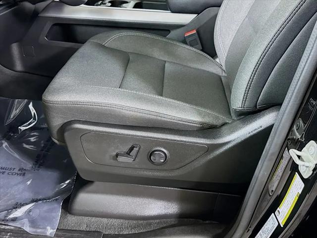 2023 Ram 1500 Big Horn Crew Cab 4x4 5'7" Box