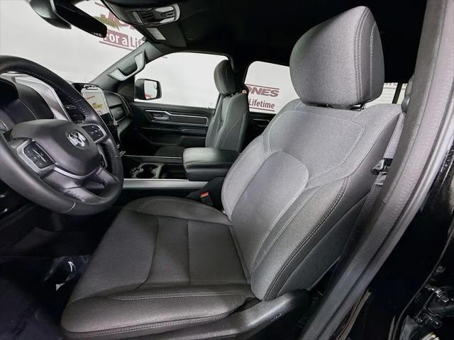 2023 Ram 1500 Big Horn Crew Cab 4x4 5'7" Box