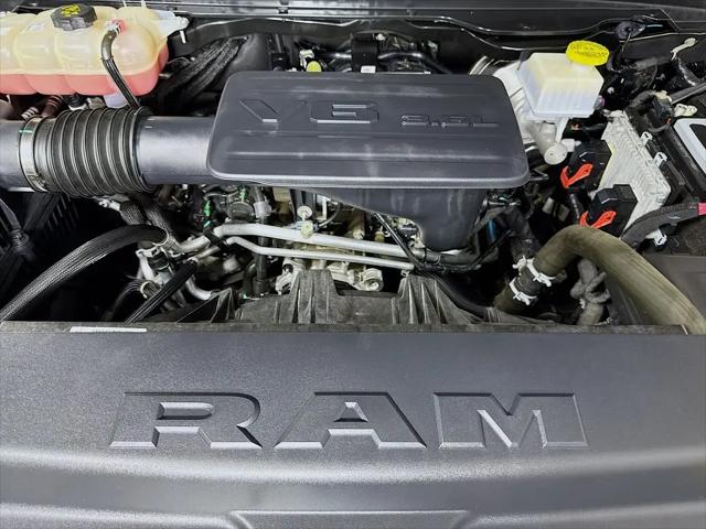 2023 Ram 1500 Big Horn Crew Cab 4x4 5'7" Box