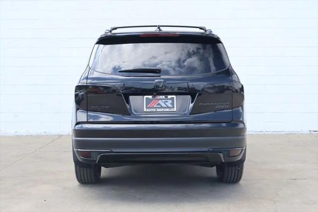 2021 Honda Pilot AWD Black Edition