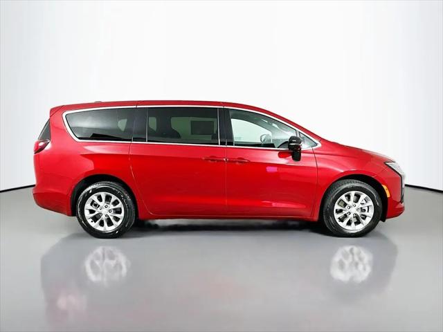 2027 Chrysler Pacifica Select AWD