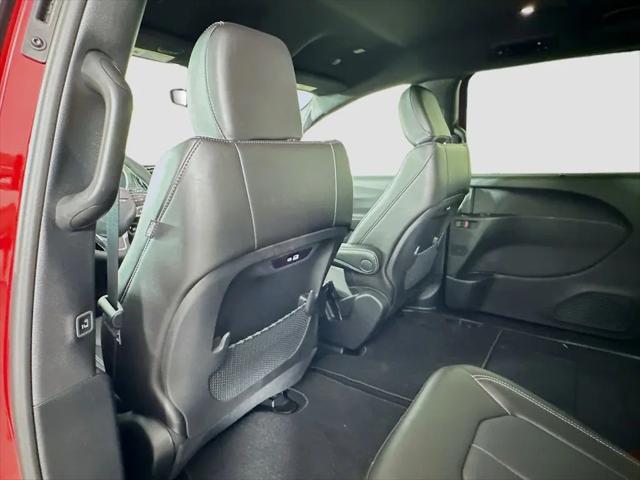 2027 Chrysler Pacifica Select AWD