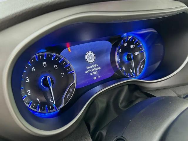 2027 Chrysler Pacifica Select AWD