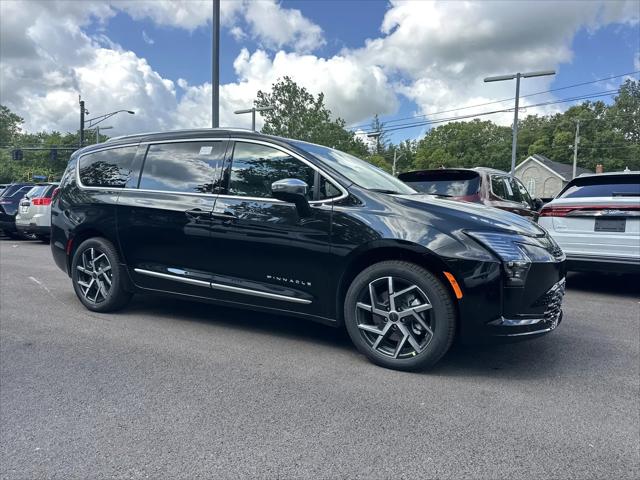2027 Chrysler Pacifica Pinnacle