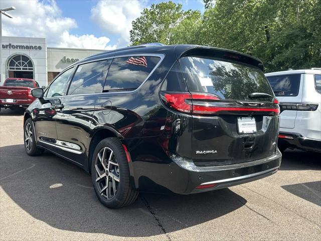 2027 Chrysler Pacifica Pinnacle