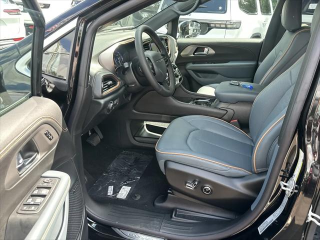 2027 Chrysler Pacifica Pinnacle