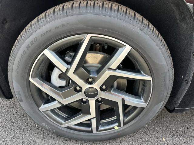 2027 Chrysler Pacifica Pinnacle