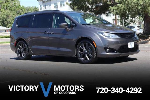 2019 Chrysler Pacifica Limited for sale in Longmont, CO