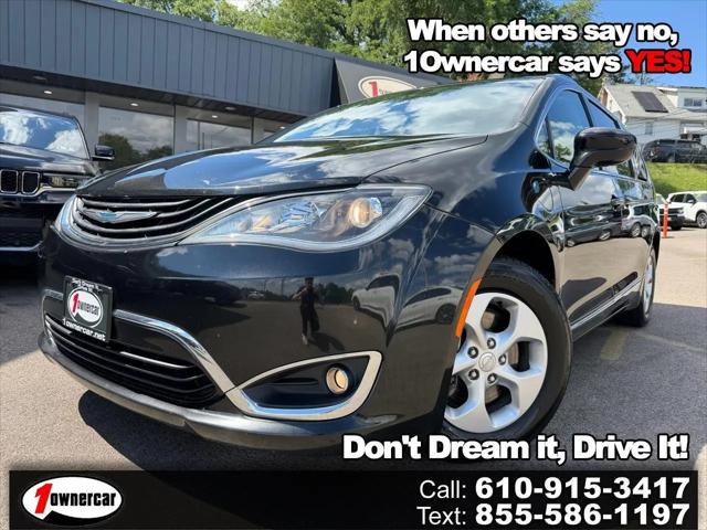2018 Chrysler Pacifica Hybrid Touring L for sale in Clifton Heights, PA