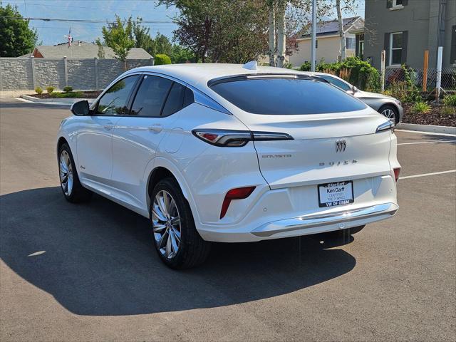 2025 Buick NV Avenir FWD