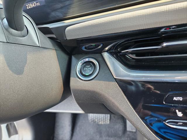 2025 Buick NV Avenir FWD