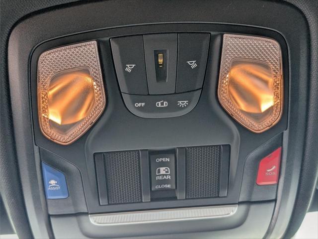 2026 Ram 1500 Express Crew Cab 4x4 64 Box