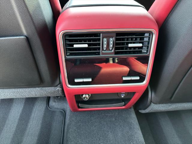 2023 Porsche Cayenne Turbo