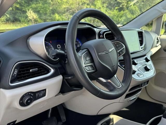 2024 Chrysler Pacifica Touring L 2024 Chrysler Pacifica Touring L