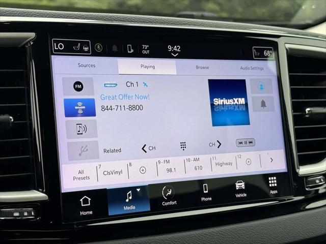 2024 Chrysler Pacifica Touring L 2024 Chrysler Pacifica Touring L