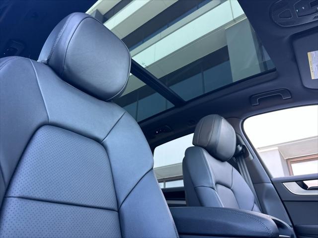 2026 Porsche Cayenne Unknown