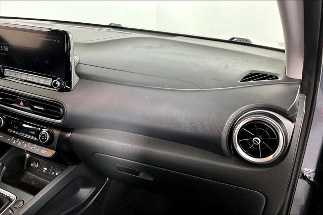 2023 Hyundai Kona SEL - Photo 16
