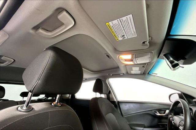 2023 Hyundai Kona SEL - Photo 22