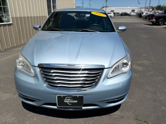 2012 Chrysler 200 LX