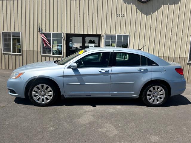 2012 Chrysler 200 LX