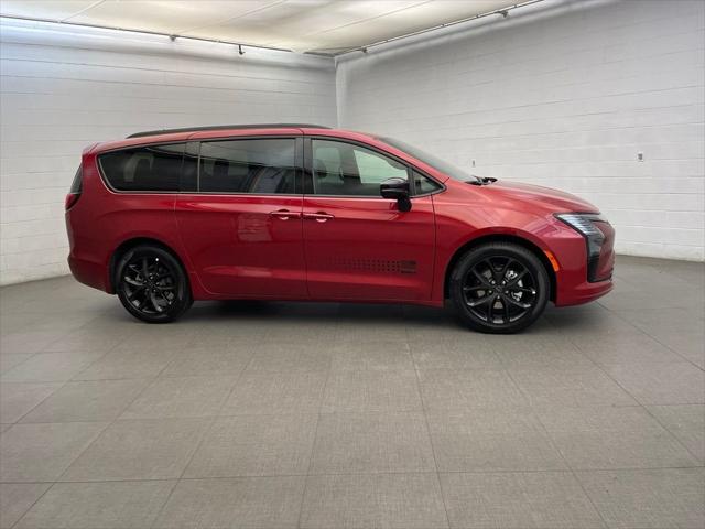 2027 Chrysler Pacifica PACIFICA SELECT 2027 Chrysler Pacifica PACIFICA SELECT