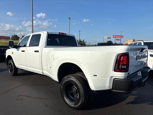 2026 RAM Ram 3500 RAM 3500 TRADESMAN CREW CAB 4X4 8 BOX