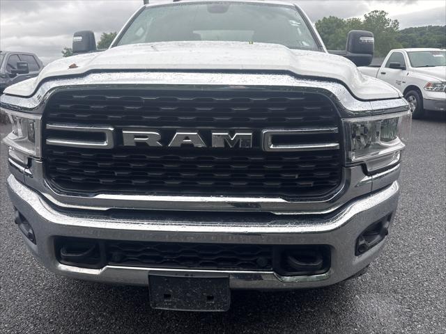 2024 RAM 2500 Big Horn Crew Cab 4x4 64 Box