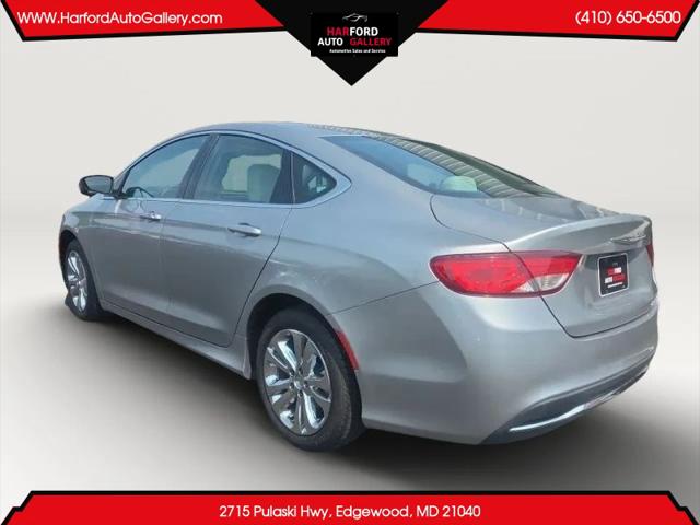 2015 Chrysler 200 Limited