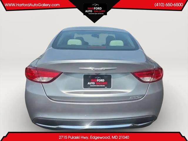 2015 Chrysler 200 Limited