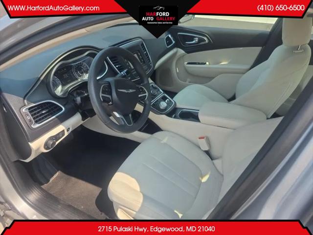 2015 Chrysler 200 Limited