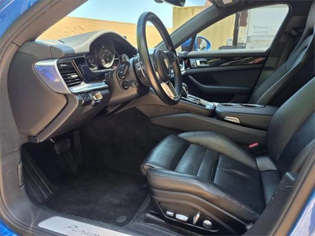 2018 Porsche Panamera 4
