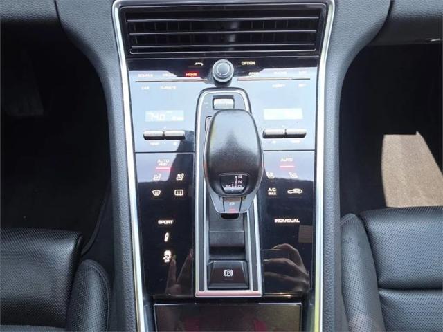 2018 Porsche Panamera 4