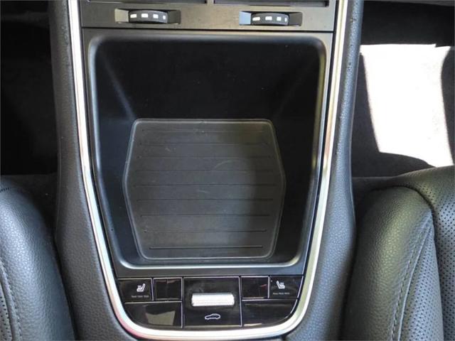 2018 Porsche Panamera 4