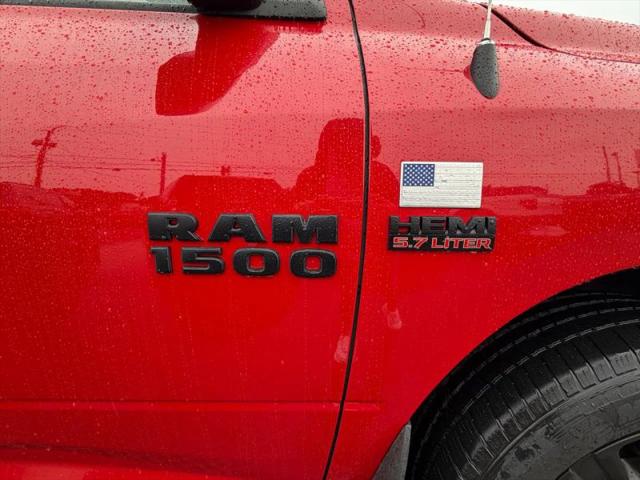 2017 Ram 1500 Night Crew Cab 4x4 57 Box