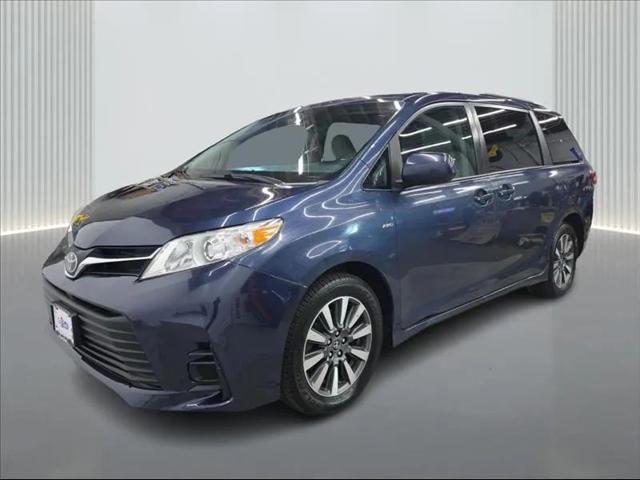 2020 Toyota Sienna LE for sale in Hillside, NJ