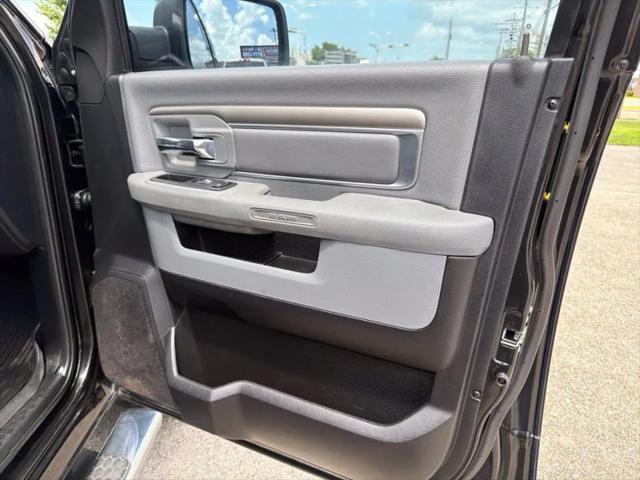 2018 Ram 1500 Lone Star Crew Cab 4x2 57 Box