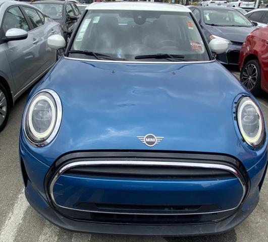 2024 MINI Hardtop Cooper
