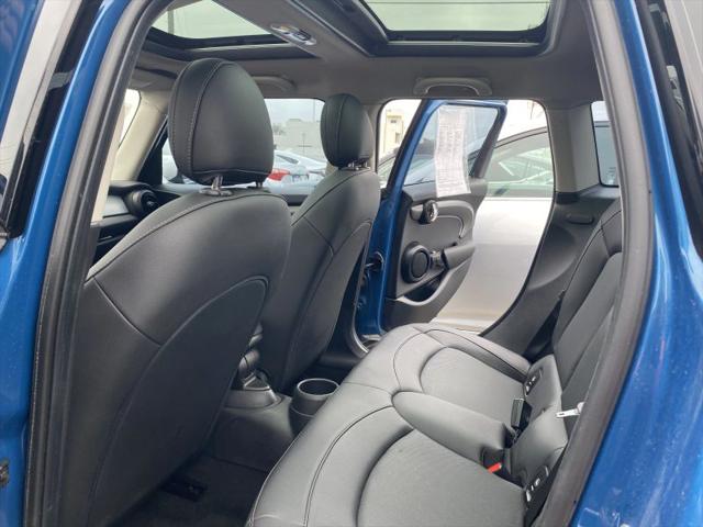 2024 MINI Hardtop Cooper