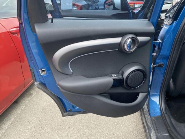 2024 MINI Hardtop Cooper