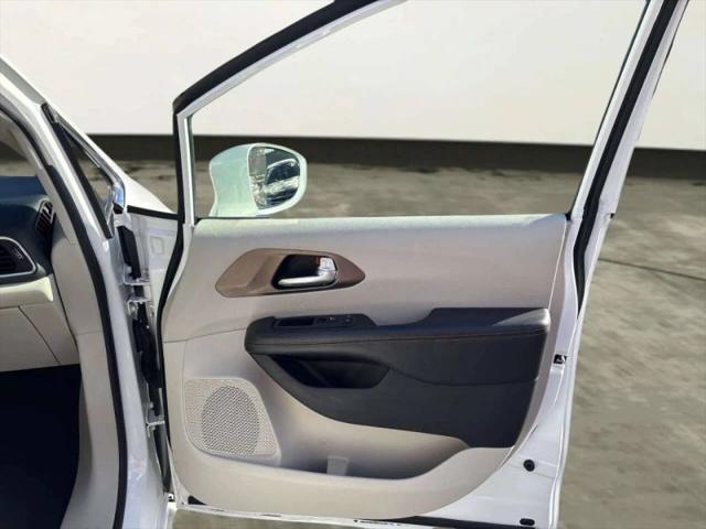 2019 Chrysler Pacifica Touring L Plus
