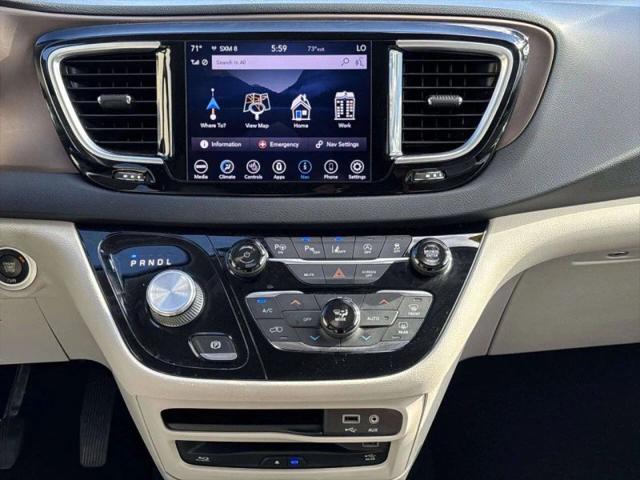 2019 Chrysler Pacifica Touring L Plus