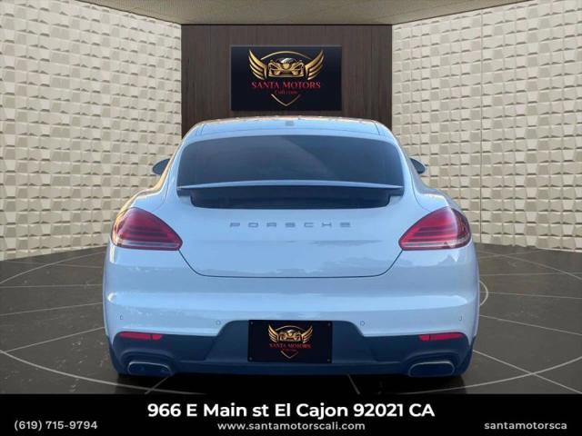 2015 Porsche Panamera 4