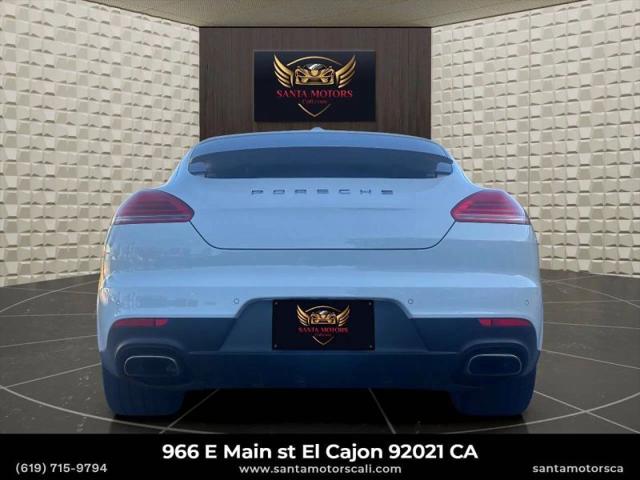 2015 Porsche Panamera 4