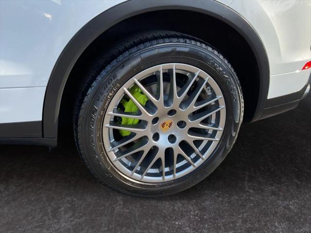 2016 Porsche Cayenne E-Hybrid S