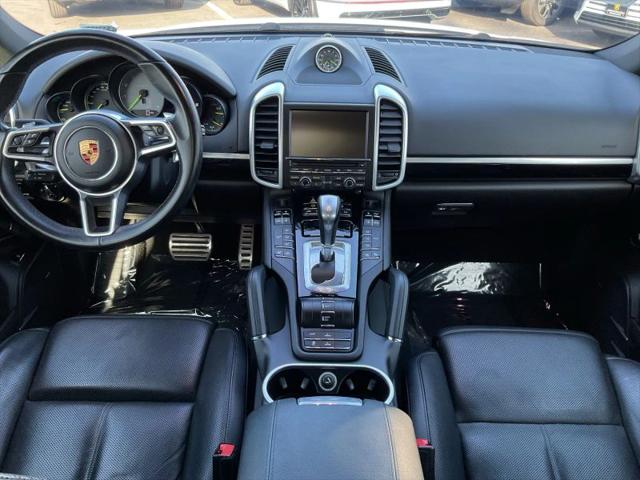 2016 Porsche Cayenne E-Hybrid S