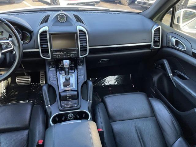 2016 Porsche Cayenne E-Hybrid S